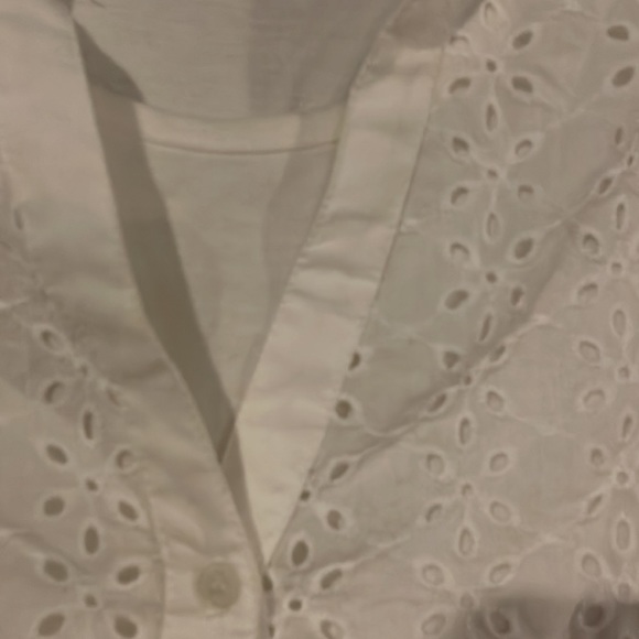 Sara Morgan white eyelet collared button down with built in layered tank XL - Picture 6 of 9
